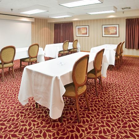 Holiday Inn Express Hotel Germantown - Northwest Milwaukee, An Ihg Hotel Tiện nghi bức ảnh