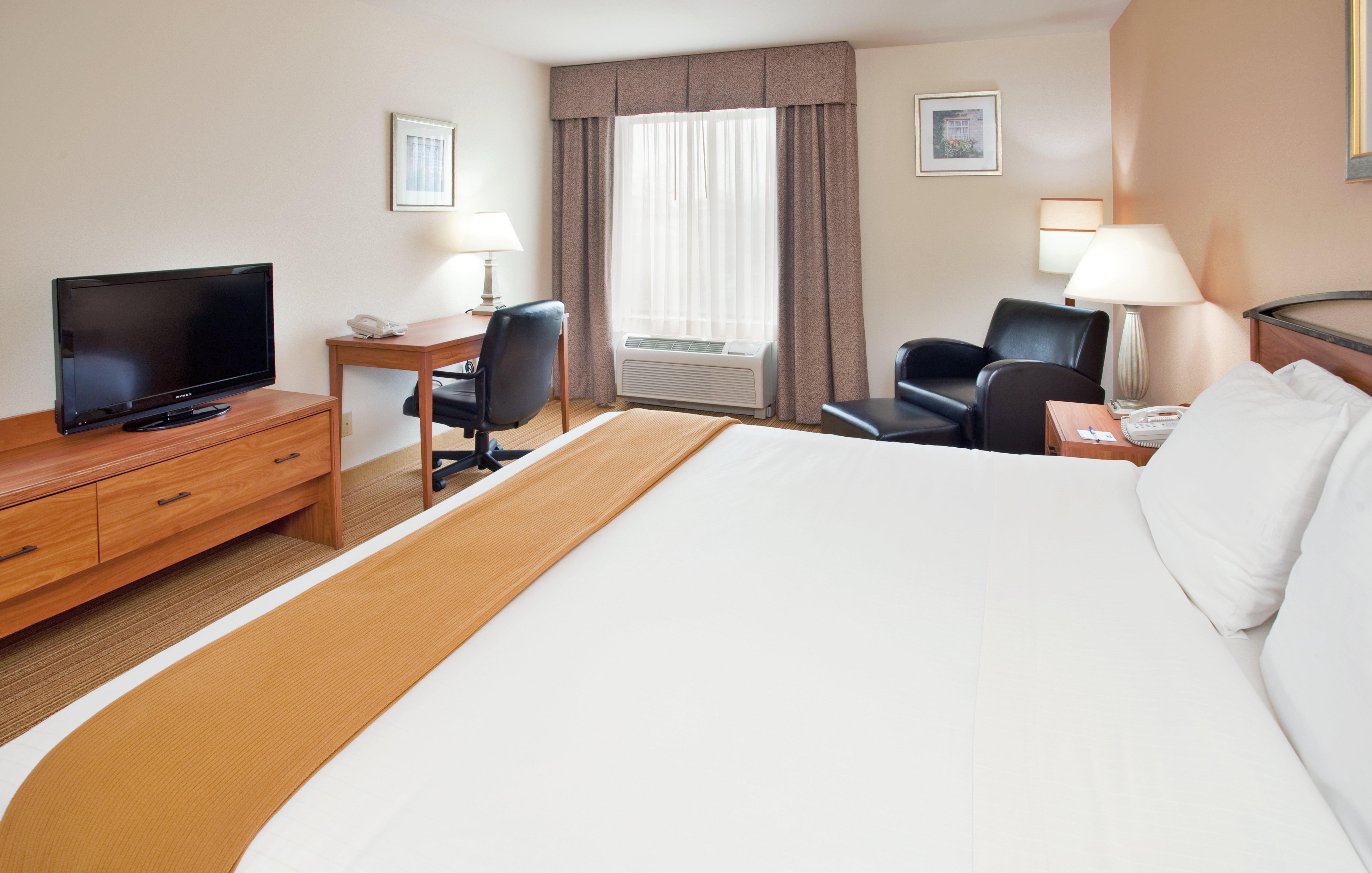 Holiday Inn Express Hotel Germantown - Northwest Milwaukee, An Ihg Hotel Ngoại thất bức ảnh