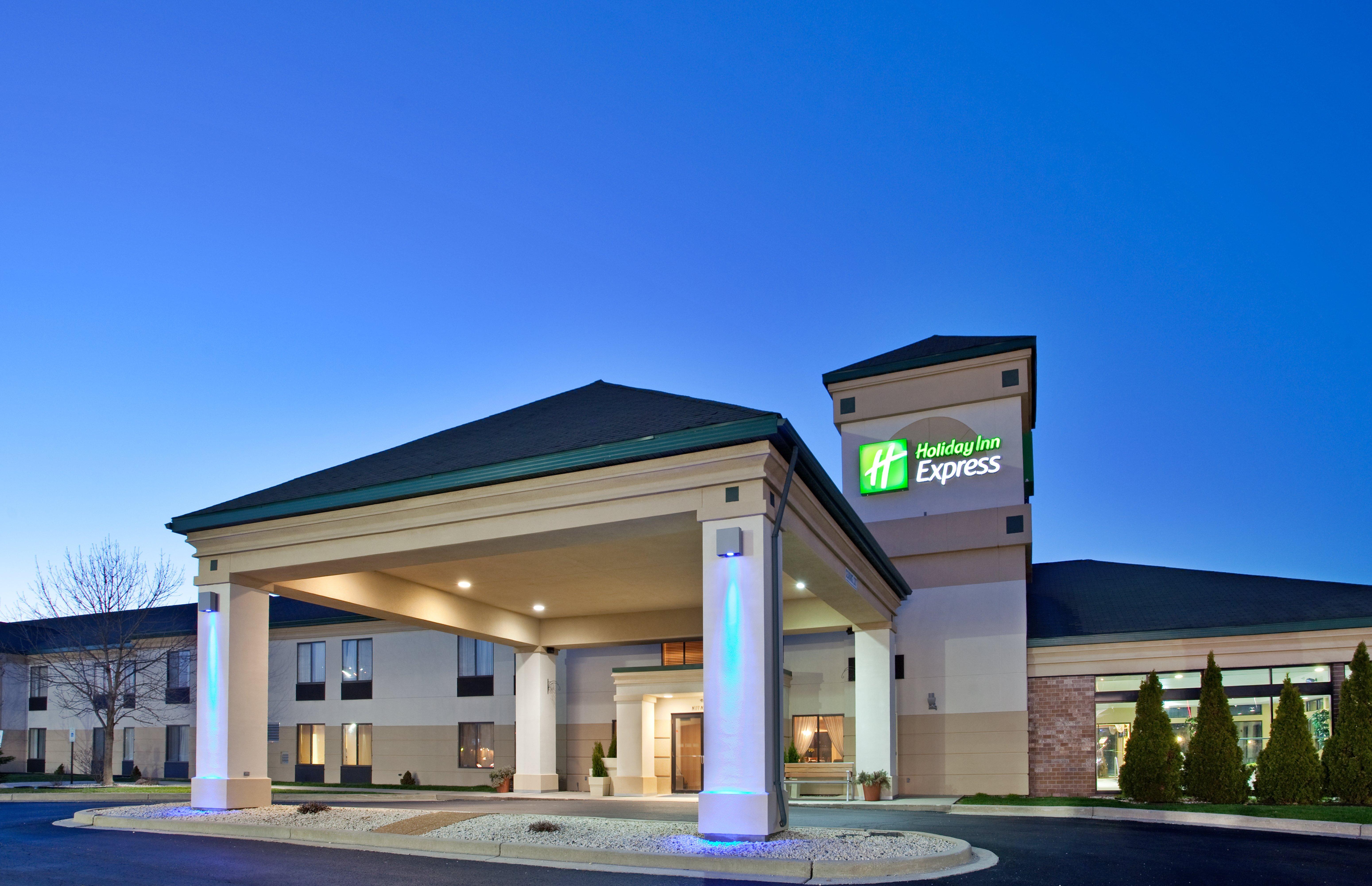 Holiday Inn Express Hotel Germantown - Northwest Milwaukee, An Ihg Hotel Ngoại thất bức ảnh
